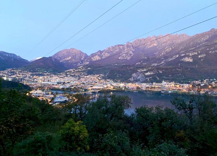 La Dimora Degli Olivi Dependance Villa Galbiate Exterior photo